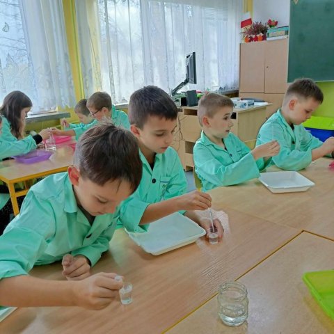 b_1024_768_0_00_images_2023_2024_Chmurka_Warsztaty_EKOSKOP_402597580_805928211335129_2140530200242593301_n